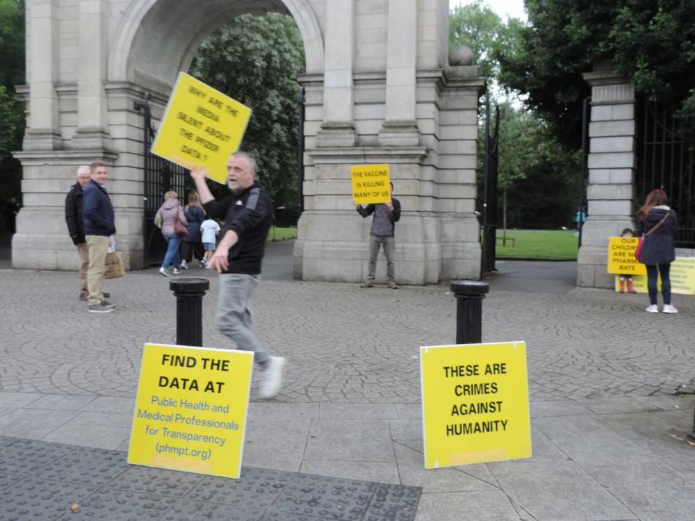 Ireland, Dublin - Let's wake up our City