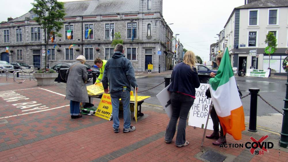 Hold The Line in Tuam - 11 June 2022